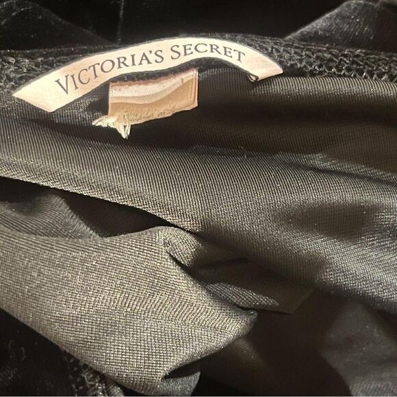 Victoria’s secret Women's Black Slip Dress Velvet - Picture 6 of 11